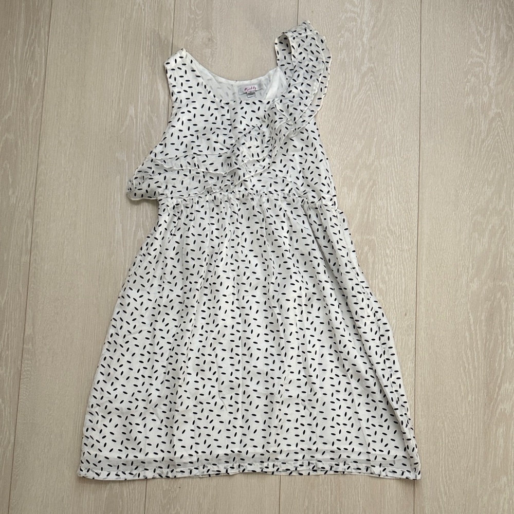 ✨ Kitty Silk Black and White Ruffled Short Sleeve Dress